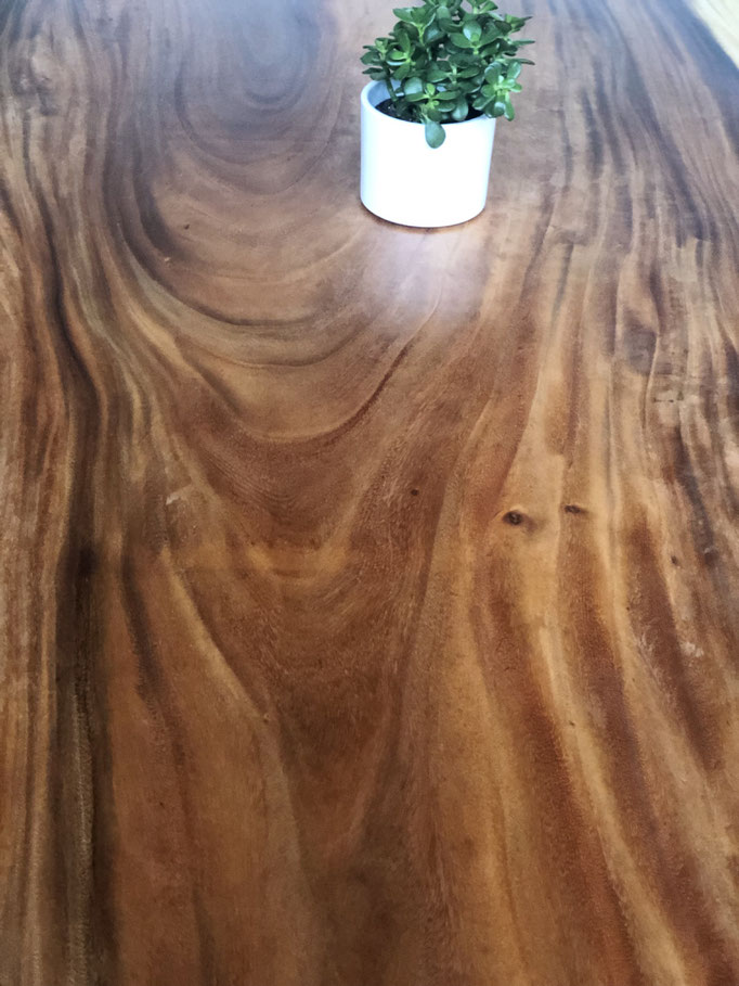 330cm Esstisch Nussbaum