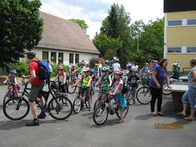 Fahrradtour zur Binghöhle