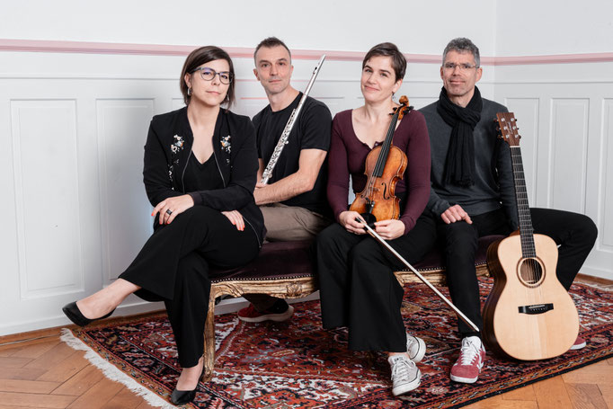 JANOS KNOBEL QUARTET