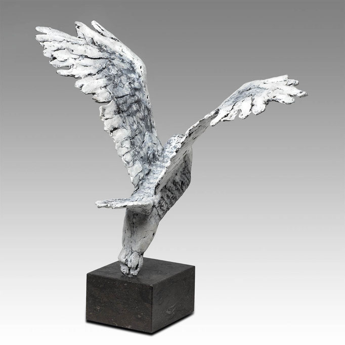 Sneeuwuil 42x25x51 cm, Limited Edition 7. EUR 2250