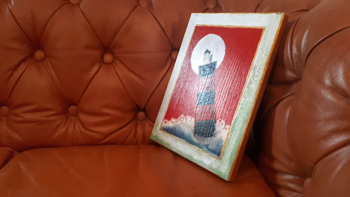 "Rot-blauer Leuchtturm " im Ikonenstil, 26x20 (Ölpastellkreide, Echtrostpatina  und Acrylfarben auf Holz)  [VERKAUFT]