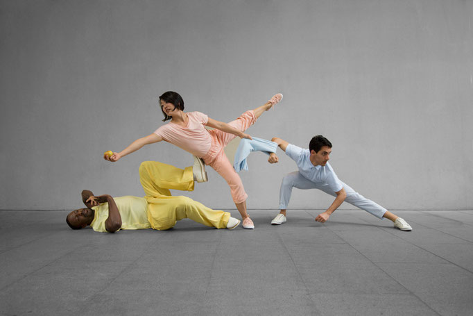 Tablemanners Tony Adigun Avantgarde Dance Photo Mira Loew