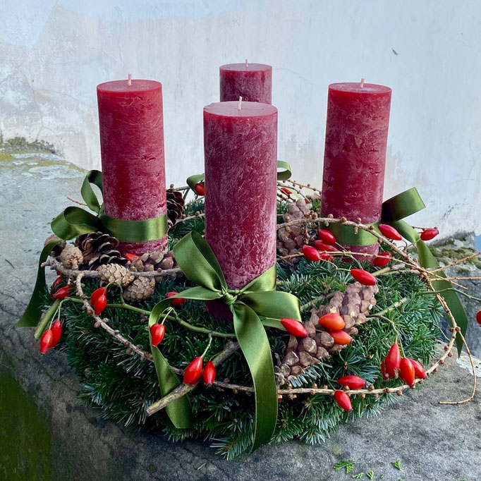 blumenschipfe-adventskränze-weihnacht
