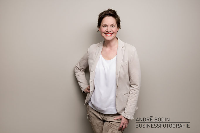 Businessfotografie: Geschäftsführerportrait bzw Mitarbeiterportraits für eine Marketingagentur in Münster