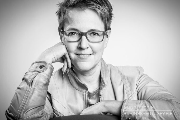 Businessfotografie: Geschäftsführerportrait bzw Charakterportraits für eine Coaching-Unternehmerin