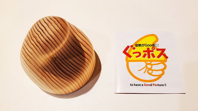 小＞直径 約7.5㎝×6.5㎝    大＞直径 約8㎝×8.1㎝