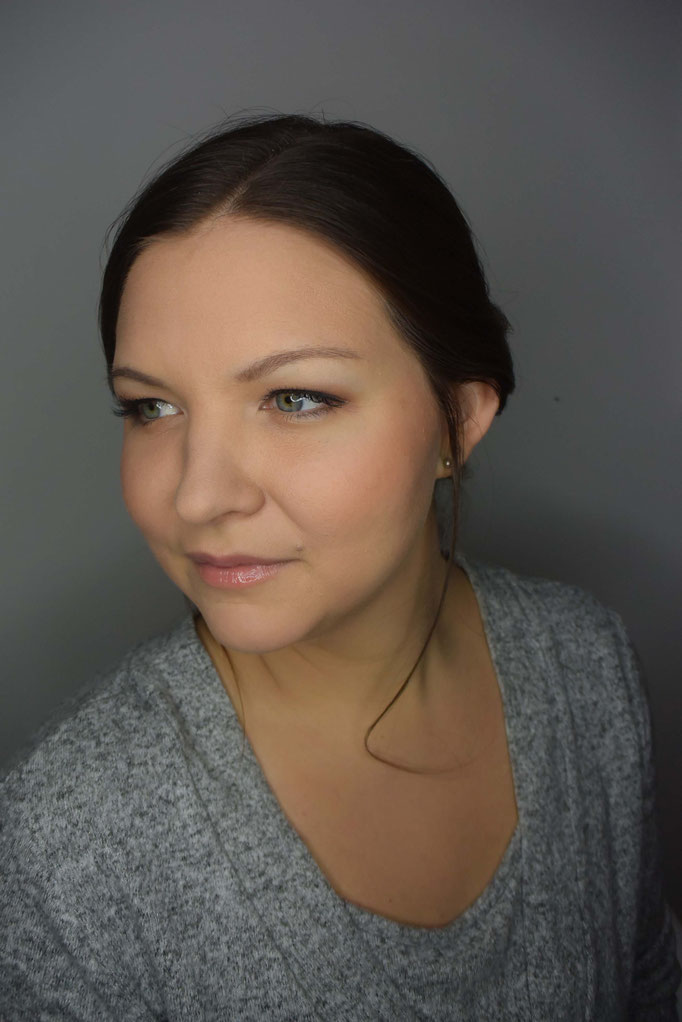 Make up brauntöne natürlich - Mariposa Styling mit Stil Hochzeitsstyling Wien und Umgebung ©Mariposa