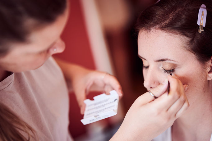 Getting ready Braut Augenmakeup - Mariposa Styling mit Stil Wien und Umgebung ©muellerundmuellerin