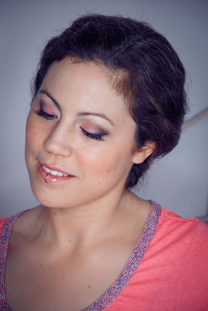 Make up  frisch Augen geschlossen -  Mariposa Styling mit Stil Wien und Umgebung©Mariposa