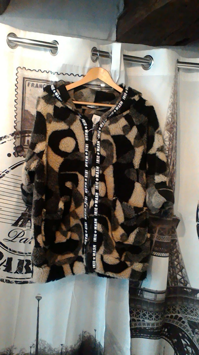 Teddyjacke  59,-€