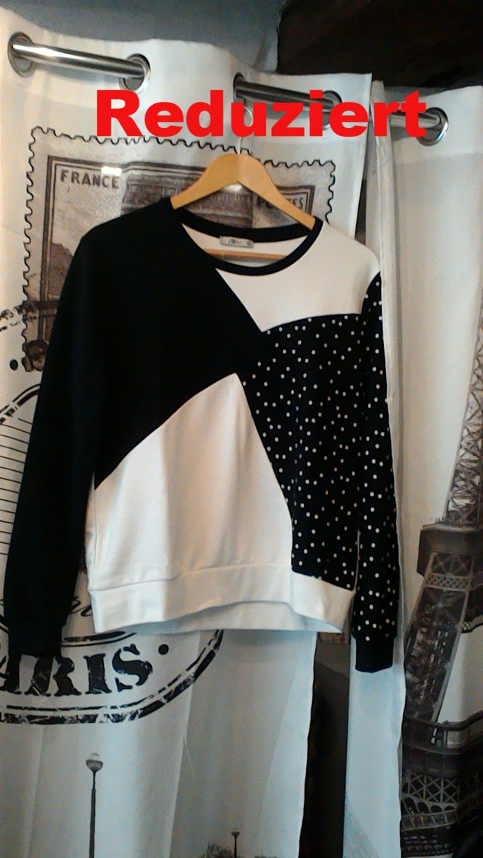 Pulli mit Punkten  von  59,-€  auf  29,50€