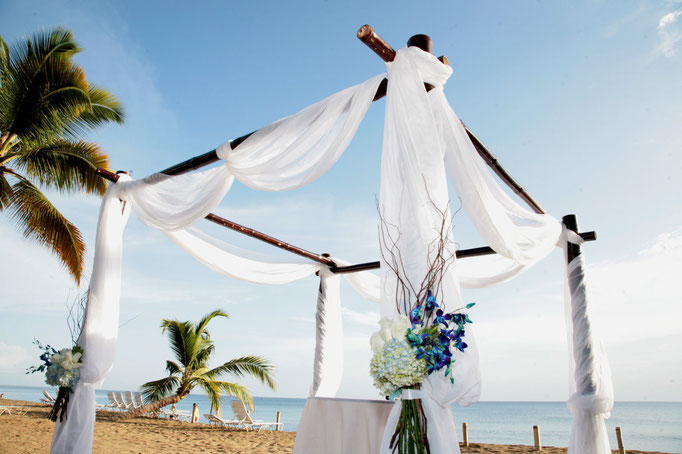 Puerto Rico destination beach wedding