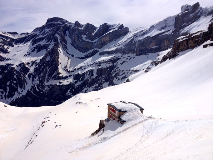 Refuge des Sarradets et Cirque de Gavarnie