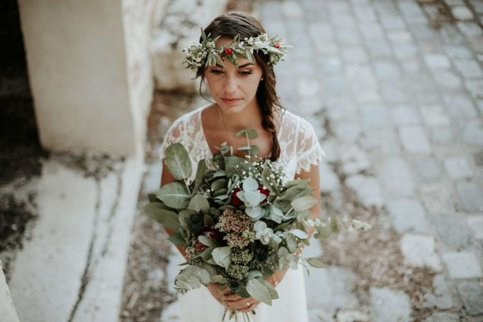 bouquet et couronne de mariée