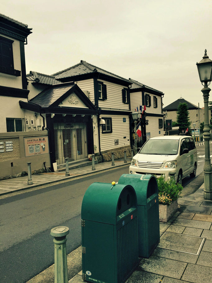 神戸市内の北野異人館に来てます・神戸市内・県外の観光介護タクシー・お墓参り・冠婚葬祭などご利用は神戸市北区介護タクシーうえだケアサービスをご利用ください