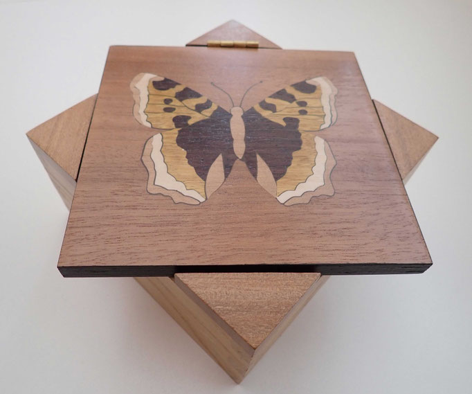 Boite Papillon - marqueterie