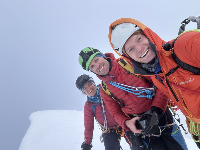L'équipe du jour au sommet - Folie Douce - Grande Casse