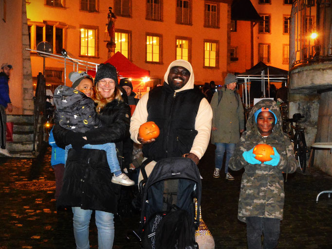 79 Räbeliechtli Umzug