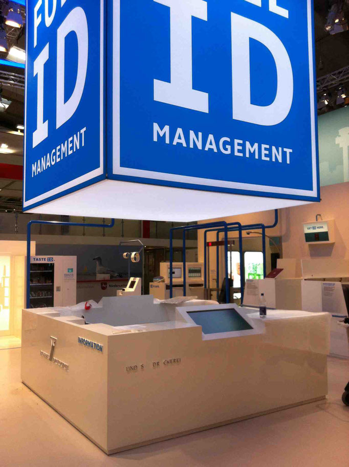 Bundesdruckerei Messestand Cebit, Hannover (2013/2014) // Ausführungsplanung, teilweise Entwurf (2D/3D), Material- und Farbauswahl