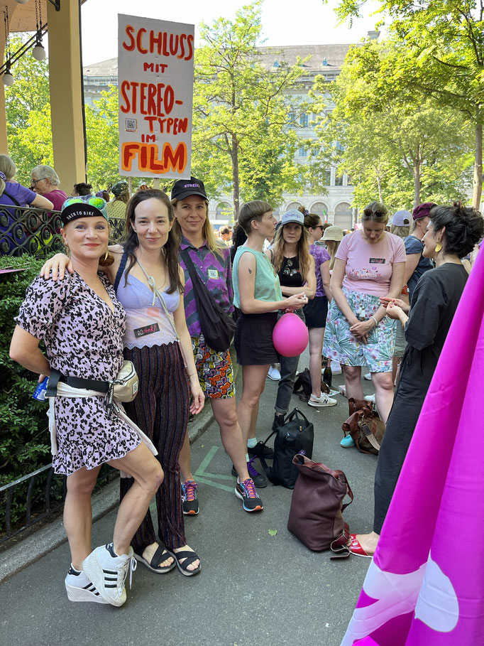 Feministischer Streiktag mit Wanda Wylowa, Barbara Terpoorten und Beren Tuna 2023