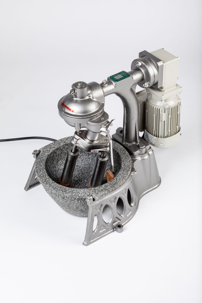 上部から撮影した石川式攪拌擂潰機