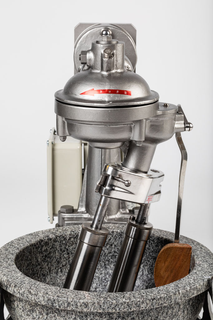 回転機構を拡大撮影した石川式攪拌擂潰機