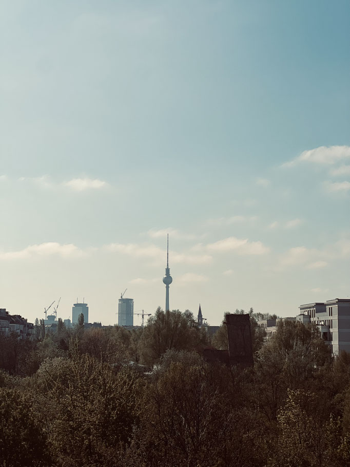 panorama Berlin Fernsehturm depuis Schwedter Steg gratuit