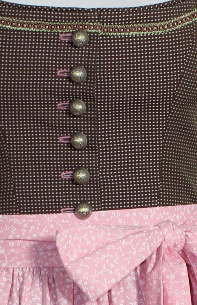 Dirndl aus brauner Pünktchenbaumwolle mit rosa Schürue mit Bändern Taille