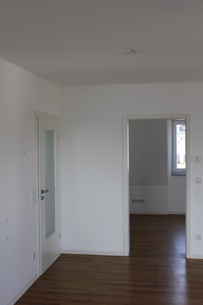 Wohnzimmer Blickrichtung Schlafzimmer