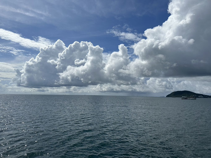 Beautiful ocean view with clouds | Rainbow Divers Vietnam PADI Dive Center Phu Quoc