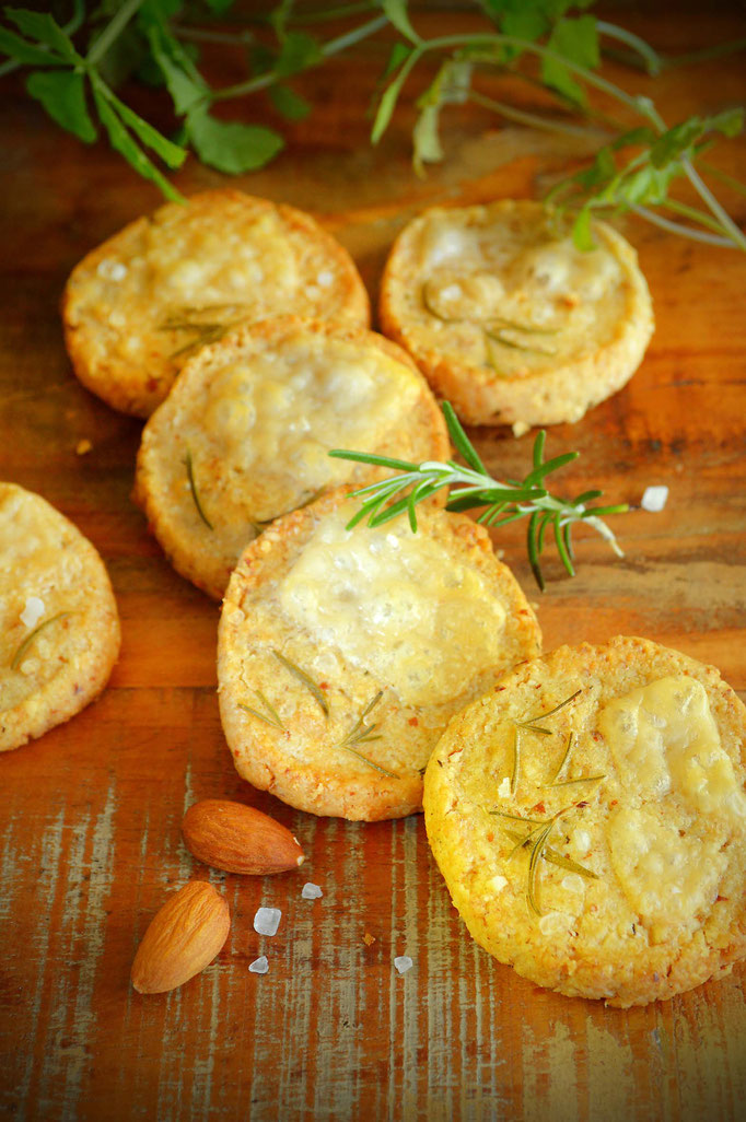 Herzhafte Rosmarin-Parmesan-Kekse