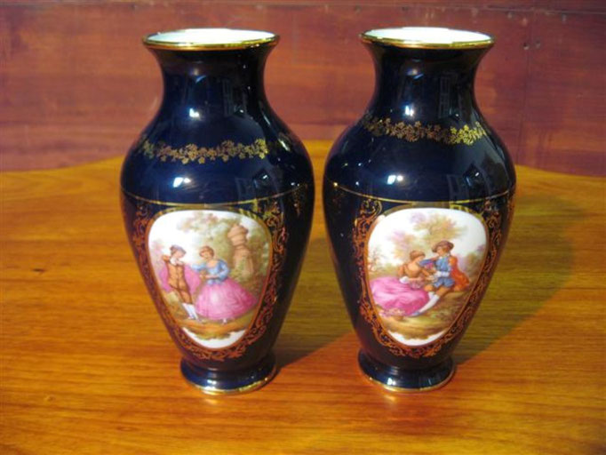 2611/Vasenpaar Limoges, H 25 cm, EUR 80,-
