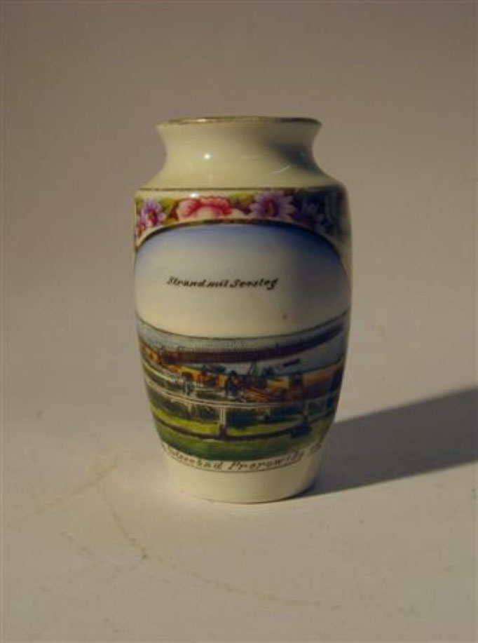 2947/Vase "Prerow" ~ 1900, o. Marke, H 9,5 cm, EUR 20,-