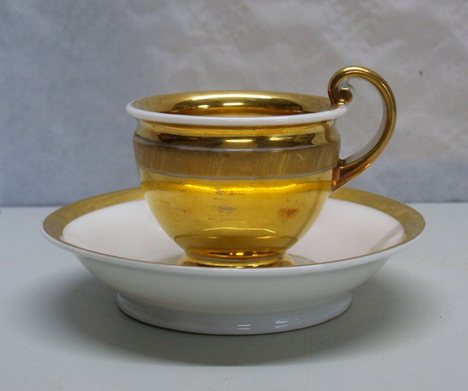 3706/Tasse ~1820, o.Marke, H 8cm, EUR 75,-