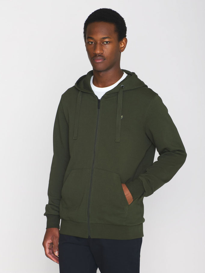 1030015 - Zip hood kangaroo badge sweat - 1090 Forrest Night - Knowledge Cotton Apparel