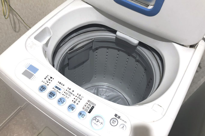 全自動洗濯機の例（洗濯機クリーニング実習）