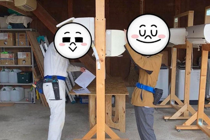 【写真】エアコン分解洗浄研修