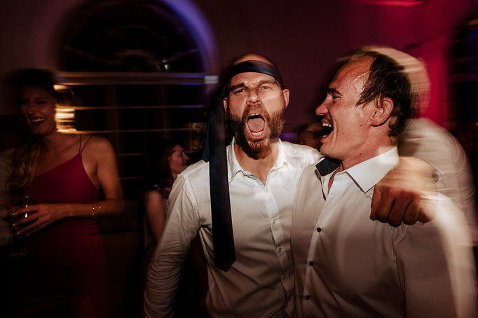 Party im Schloss Dachau, Hochzeitsreportage einer Hochzeit im Schloss Dachau