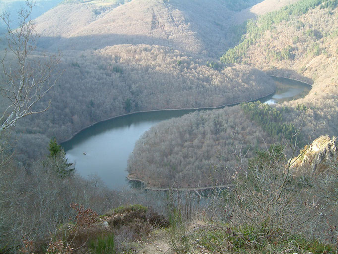 Méandre de queuille (Puy de Dômes)