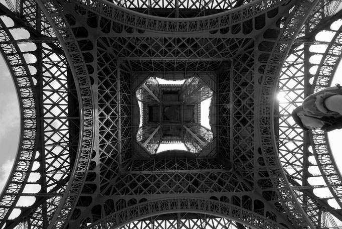 Luca Cortese - L'armèe à la Tour Eiffel, 2011