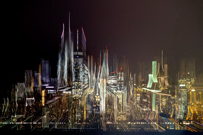Fotografia di Joe Oppedisano - Stratificazioni - Night Skyline from Ferry