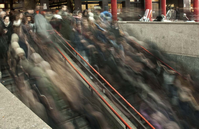 Luca Cortese, Moto a luogo