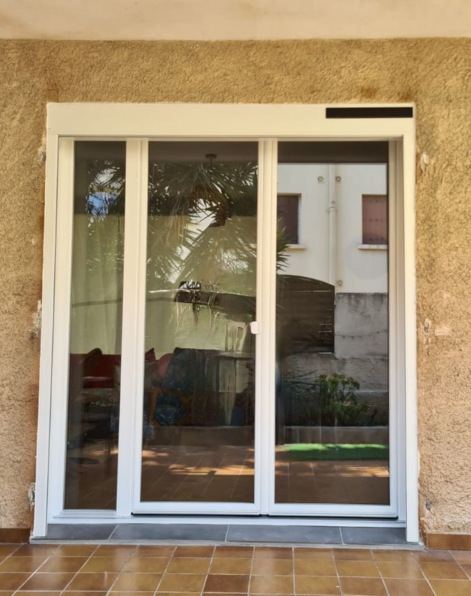 Porte fenêtre : en aluminium Juillet 2025 sur mesure de chez Altiva Pro Menuisier à Hyères 83400