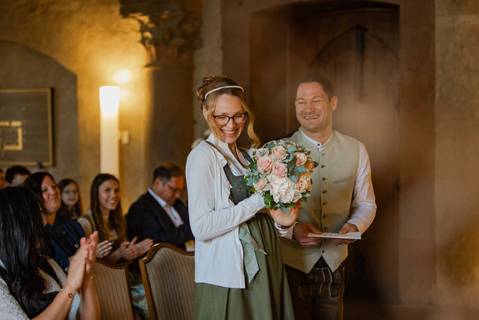 Brautpaar im Wappensaal im Rathaus Würzburg