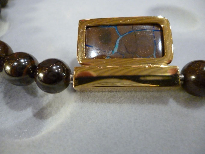 Boulderopal Anhänger Rückseite