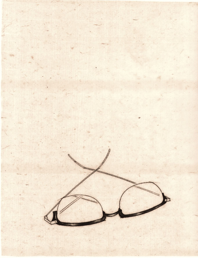 Someone's glasses / 誰かの眼鏡　Oil transfer, pencil on Paper / 紙に油彩転写、鉛筆　272×355mm　2025