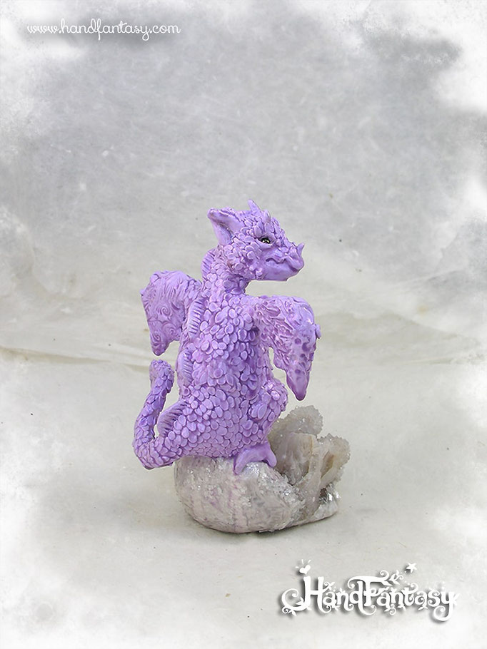 Escultura de Dragón, Figura de Dragón con cristales, Dragón miniatura, Figura Dragón artesanal