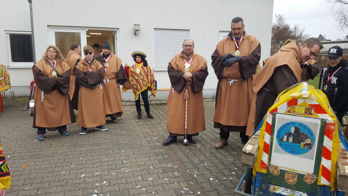 Bilder Echo Karnevalszüge hier
