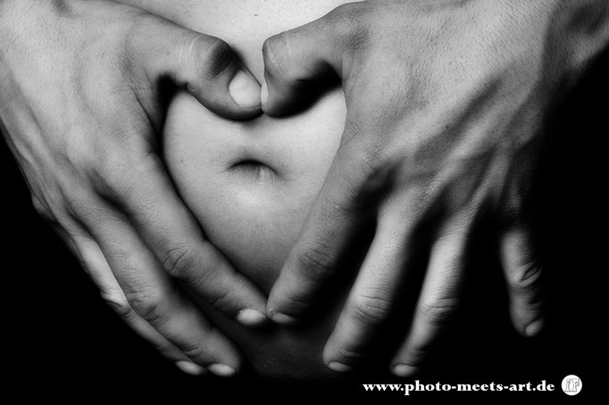 People Fotografie - Babybauch - Fotos by Ivano Fargnoli - www.photo-meets-art.de - Rommerskirchen