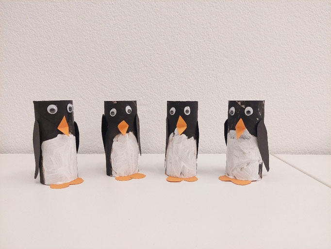 GebasteltePinguine aus WC-Rollen als Batelarbeit